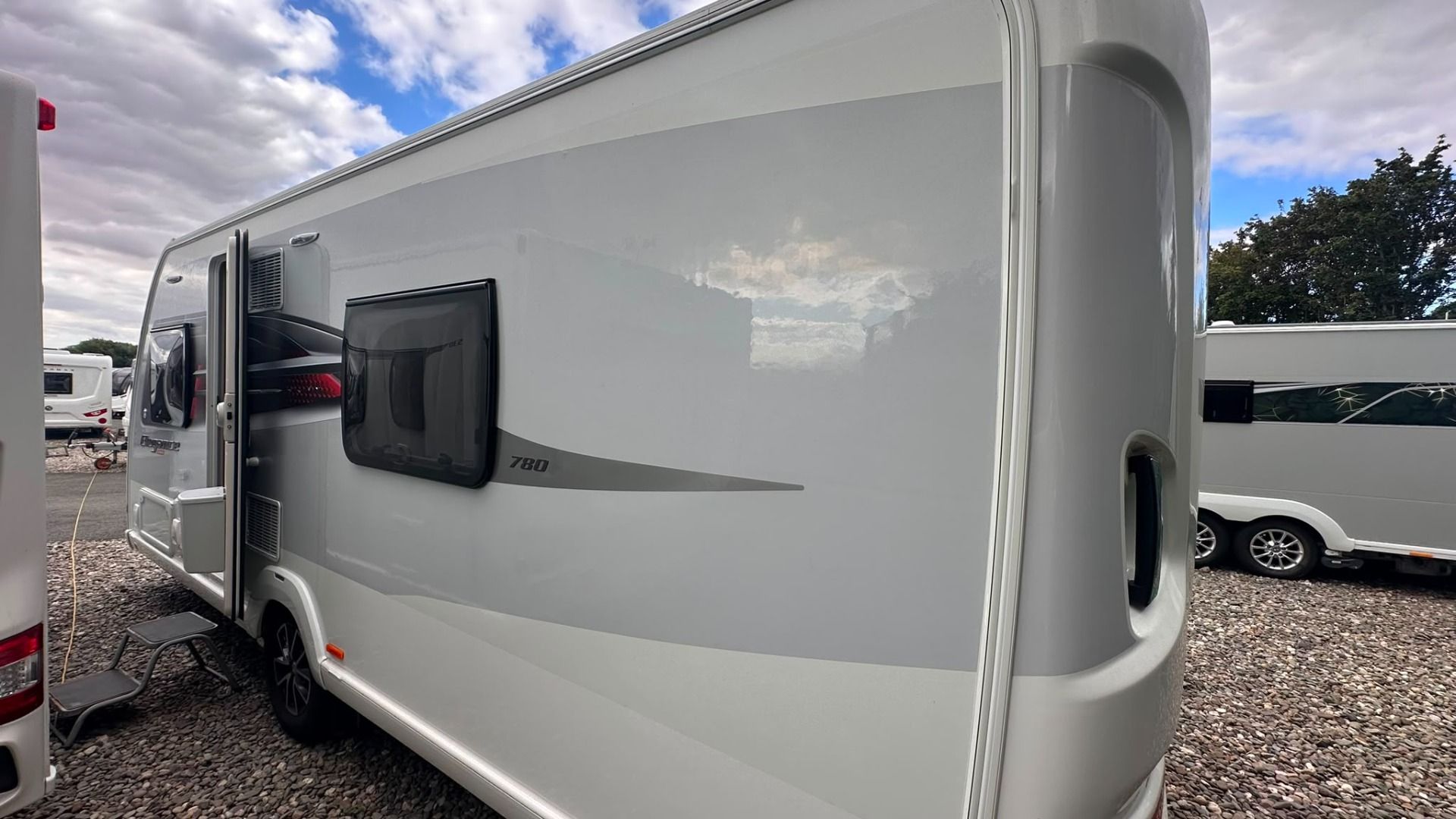 Swift ELEGANCE 780
