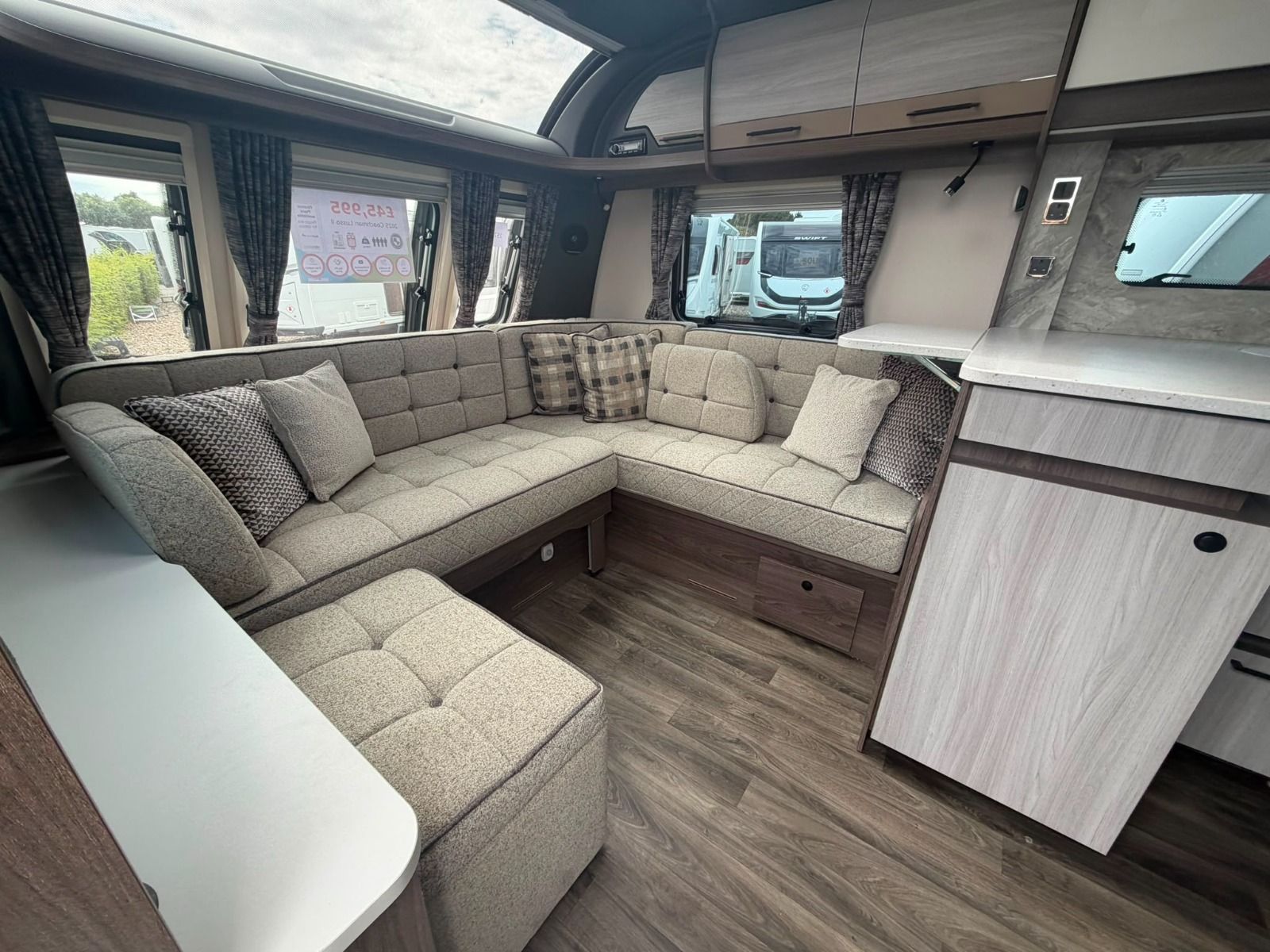 Coachman Lusso II