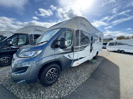Swift Escape 674 