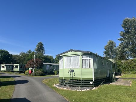 Carnaby Dovedale @ Warren Parc