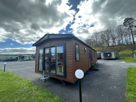 2021 ABI Holiday Lodge