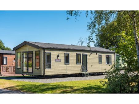 Pemberton Marlow Lodge at Pearl Lake Leisure Park