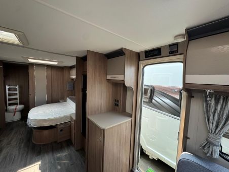 Coachman Laser Xcel 875