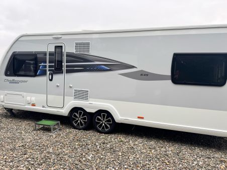 2025 Swift Challenger Exclusive Grande 635