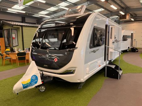 2025 Swift Challenger Exclusive 580
