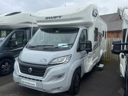 Swift EDGE 486 