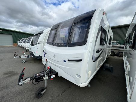 Bailey Unicorn Valencia Black Edition