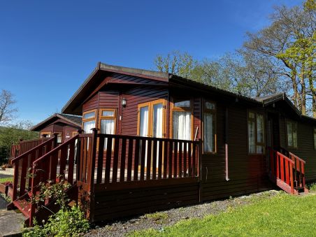 Omar Kingfisher Lodge