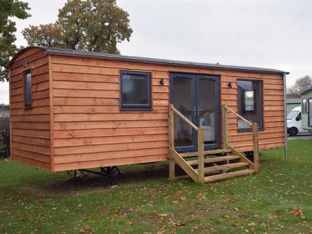 Salop Shepherd's Hut (Wood)