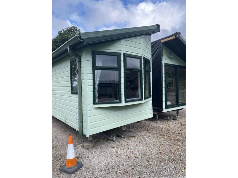 Willerby Keywest 2009 model with double glazing and central heating.