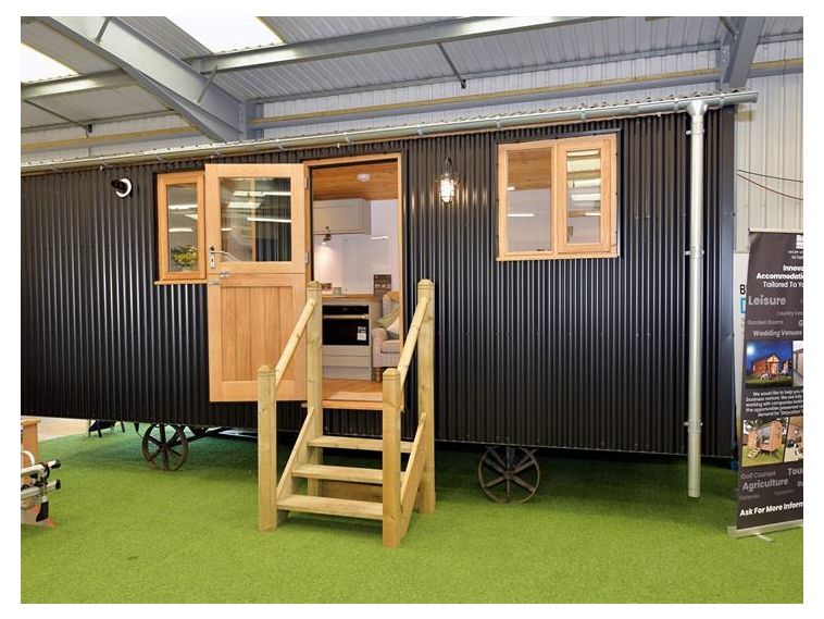 Salop Shepherd's Hut Tin